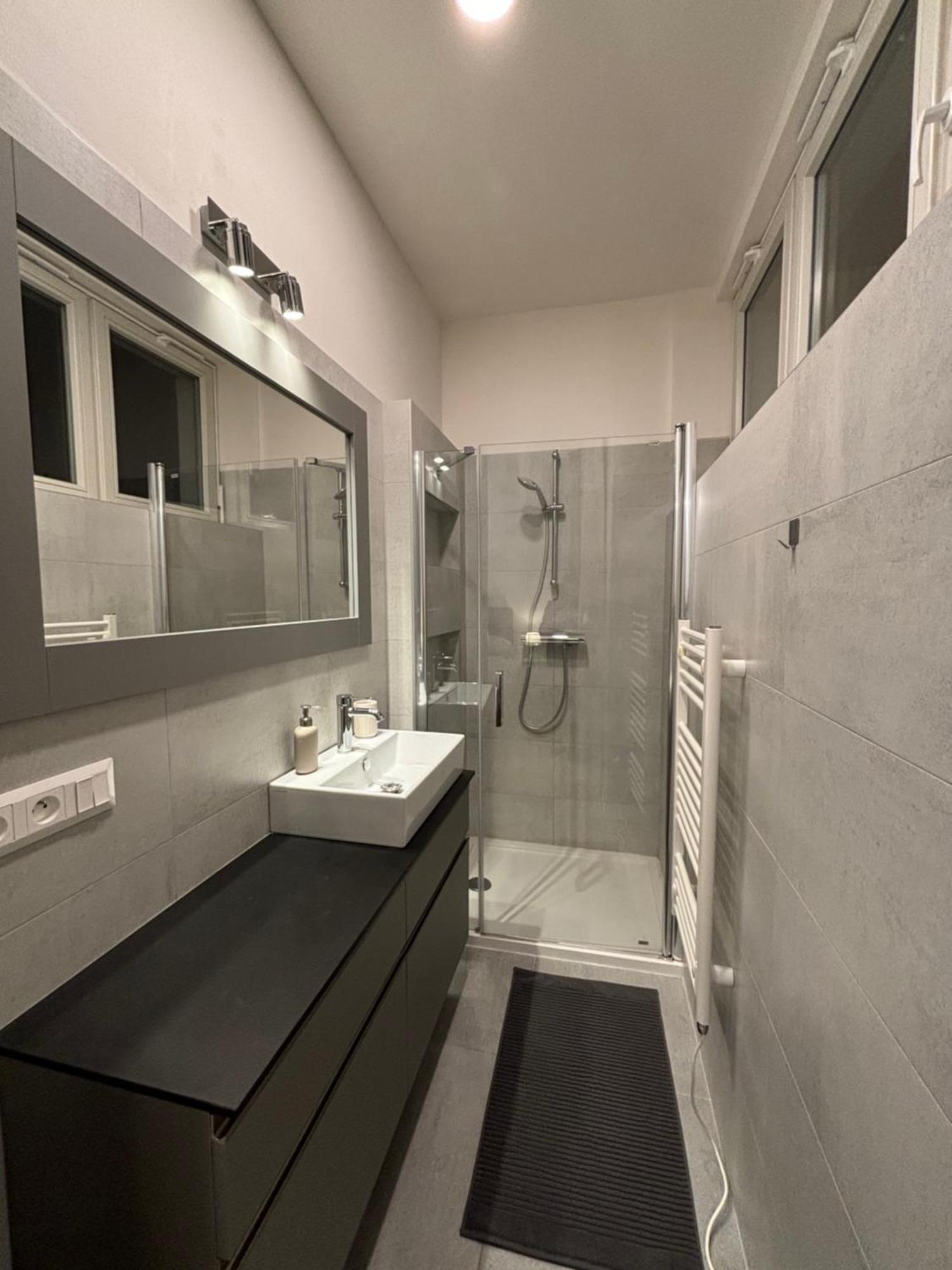 Main City Center - Luxury - Free Parking - City View Bratislava Buitenkant foto